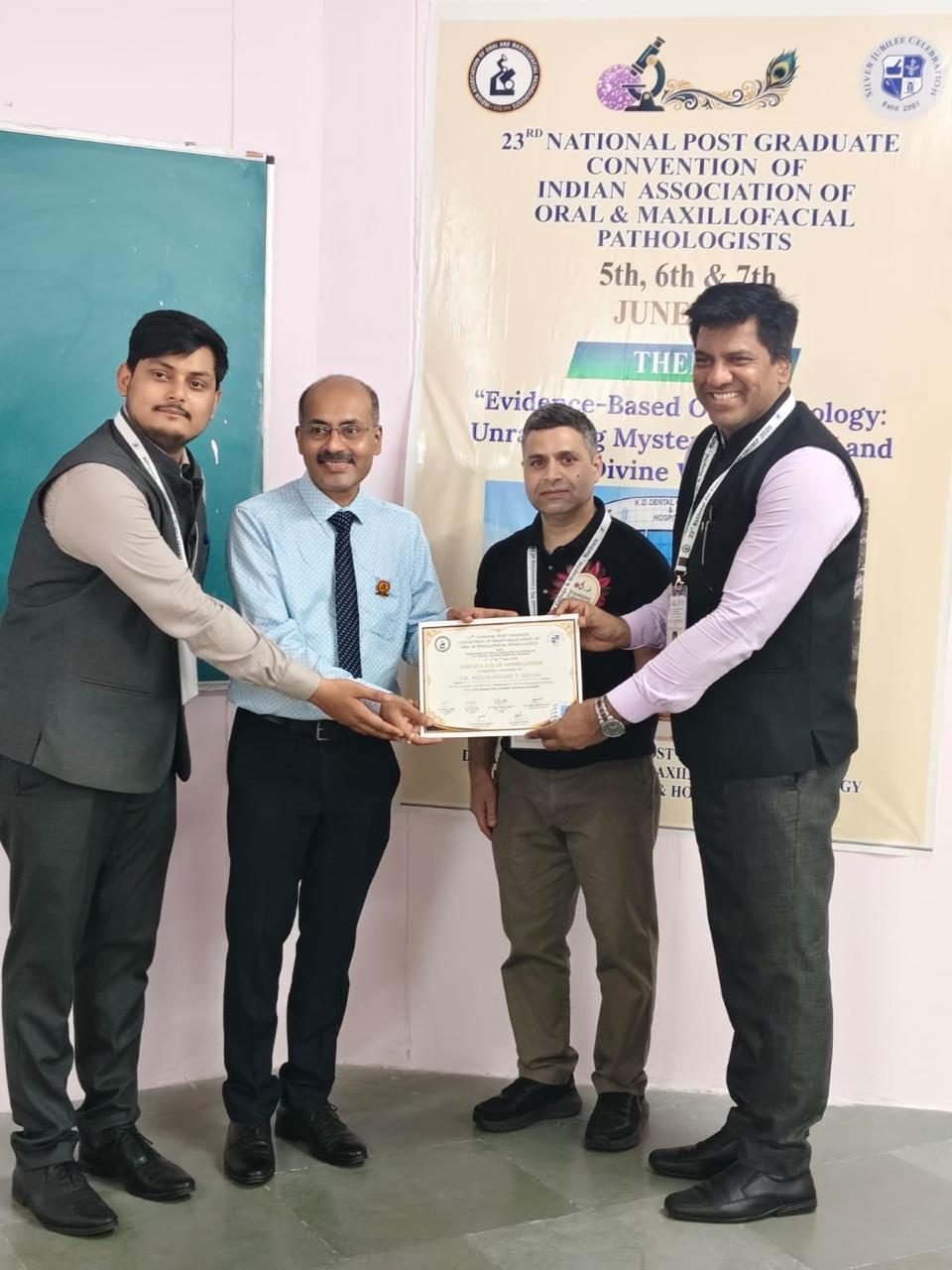 Dr. Gulshan at the National PG Convention of the Indian Association of Oral and Maxillofacial Pathologists